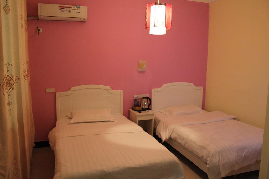Yangshuo Romantic Inn Exteriör bild