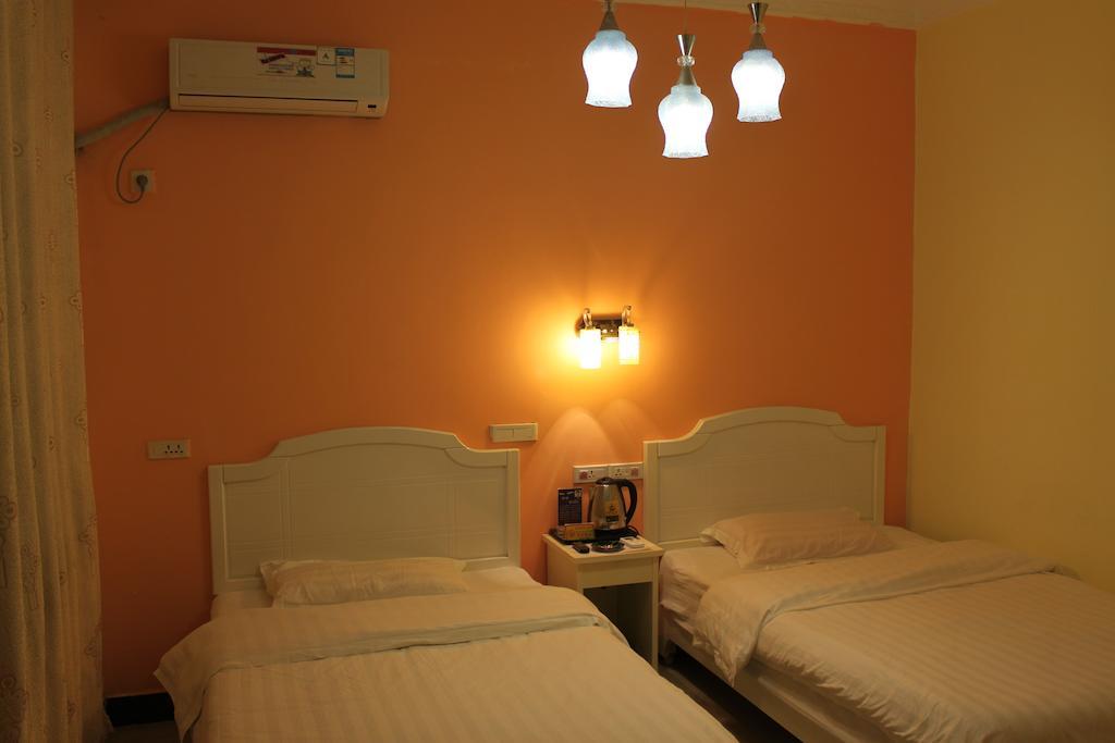 Yangshuo Romantic Inn Exteriör bild